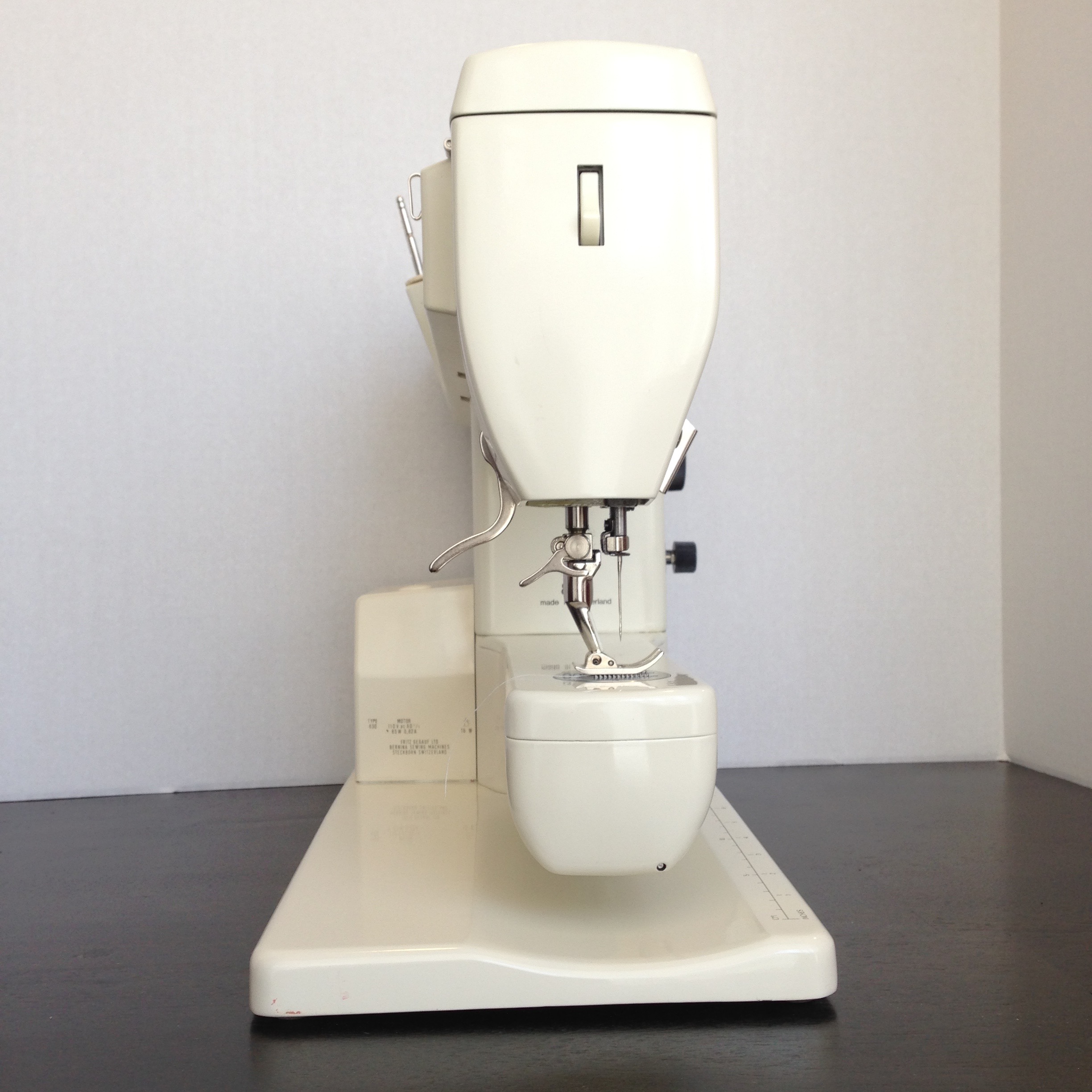 Bernina 830 Record Review — Ashley and the Noisemakers