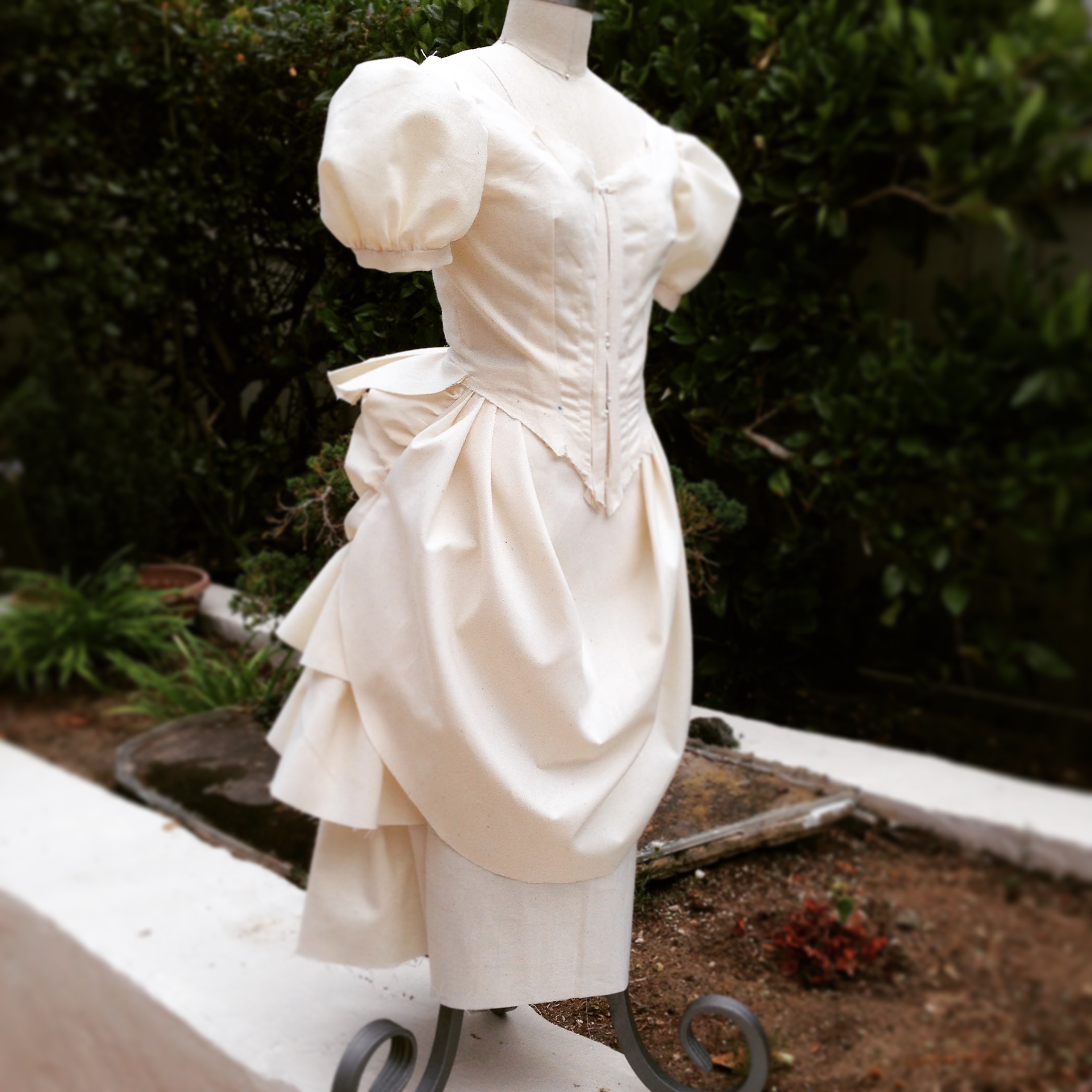 Fun with Half Scales - an 1880s Victorian Bustle Gown