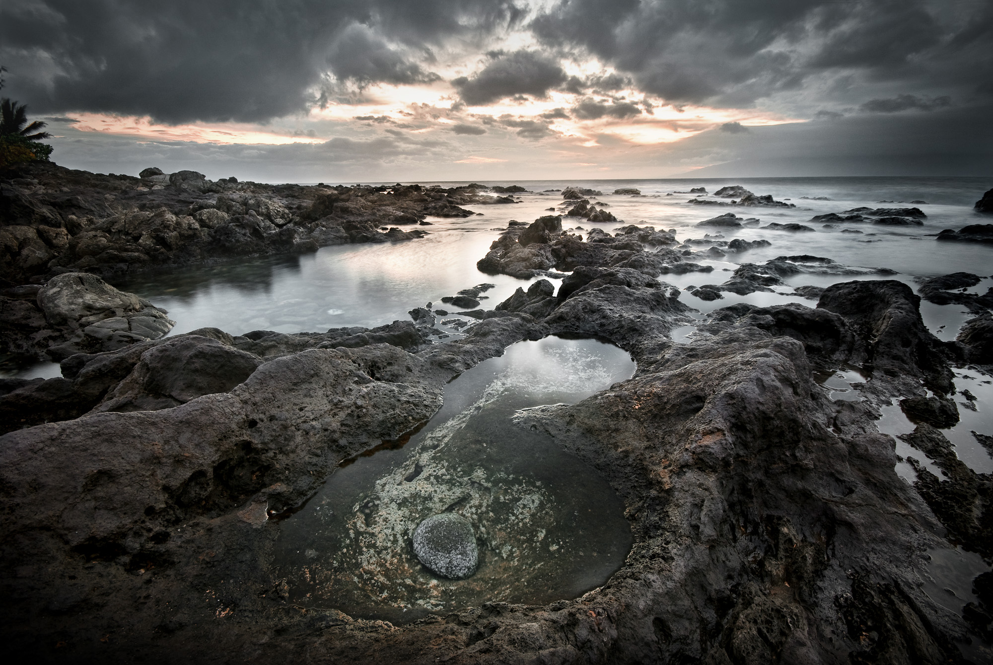 MAUI XIII