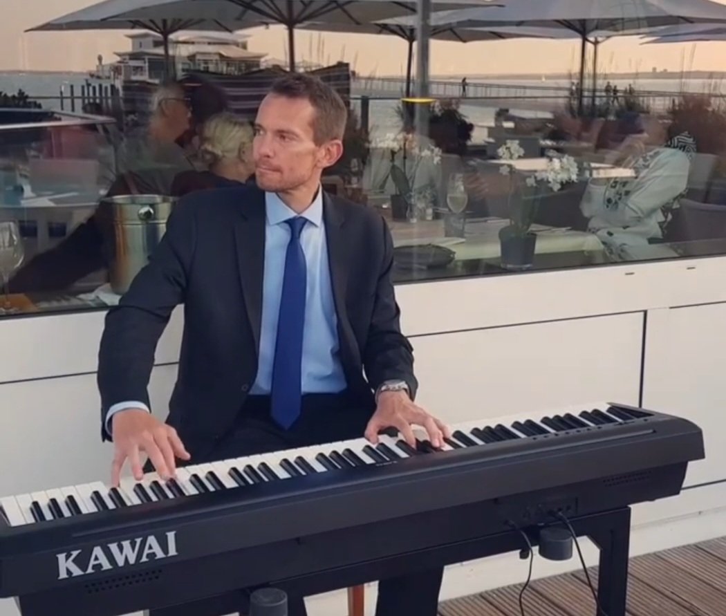 Pianist für Hochzeit