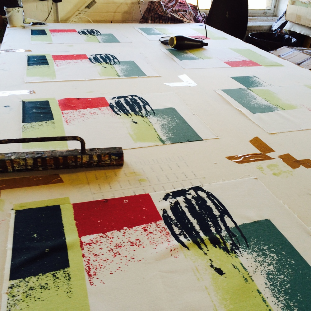  Tea-towels in repeat production