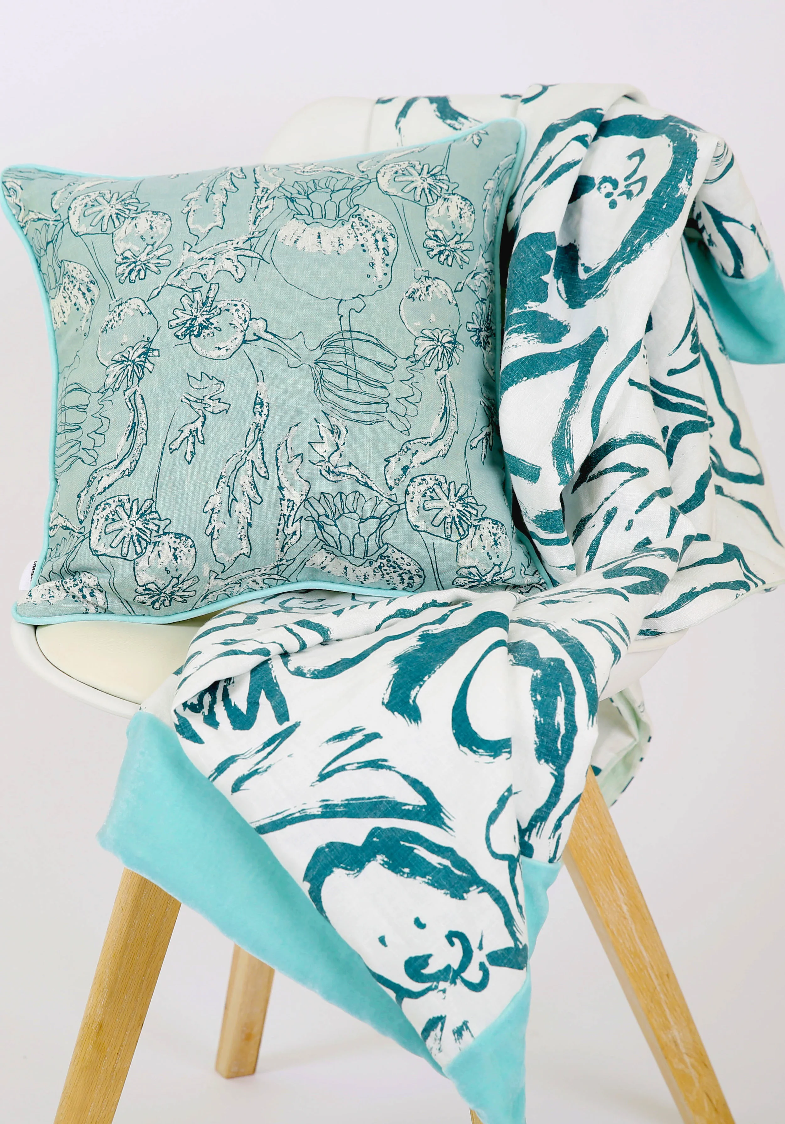 Floral screen printed throw and cushion