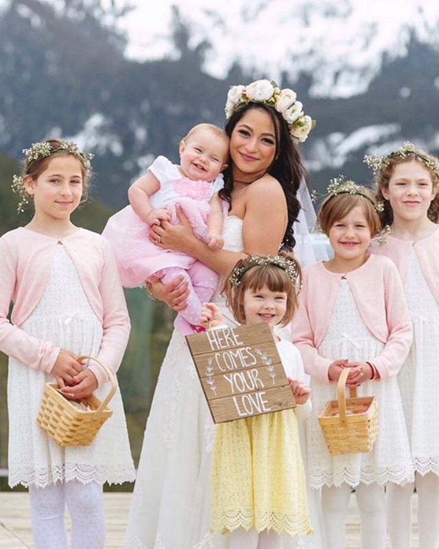 One year ago today, this beautiful bride married the man of her dreams on the top of a mountain, surrounded by family and friends... and this adorable  little posse! Sharing some of her favourite images in my story today and wishing them both many mo