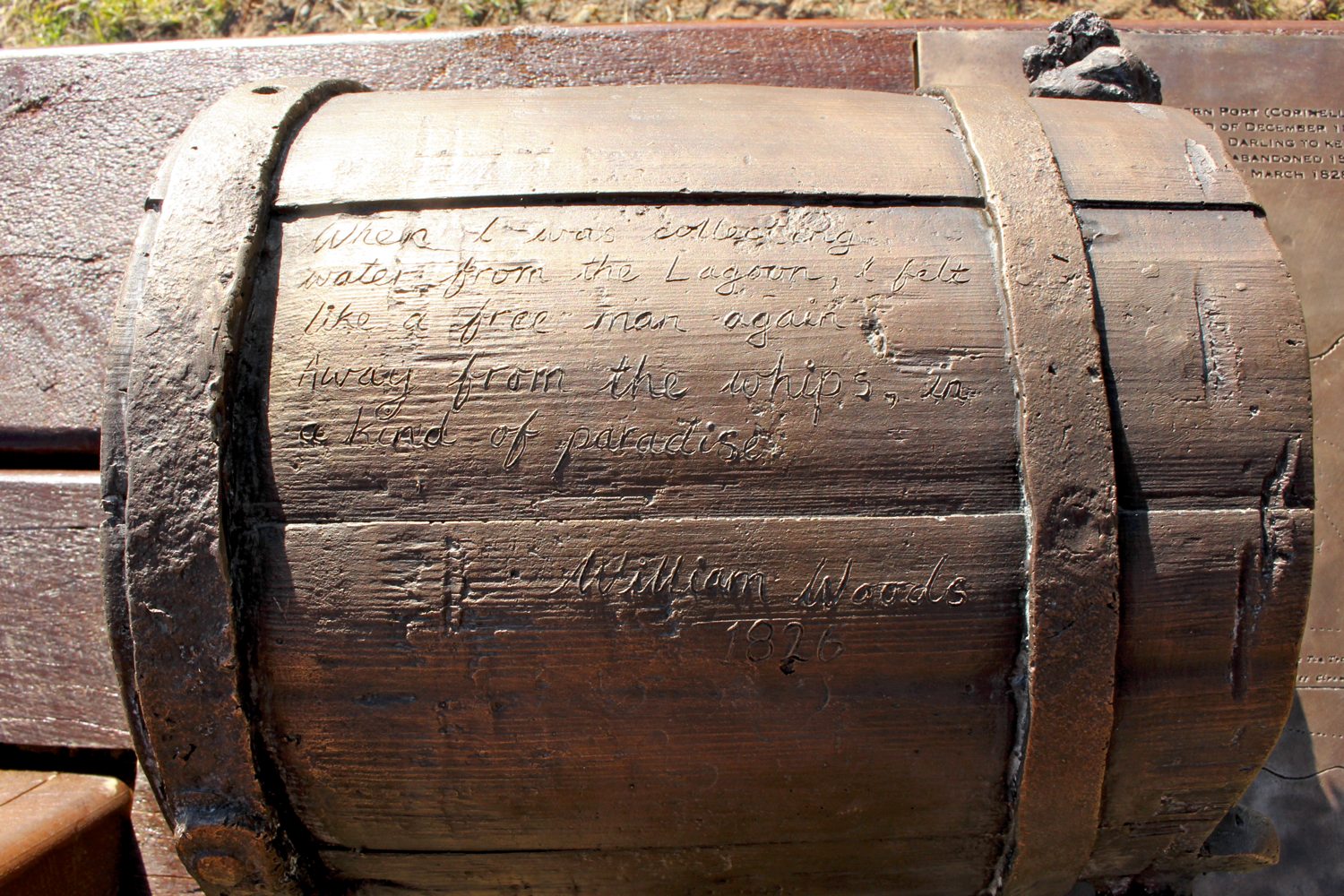 Bucket detail.jpg