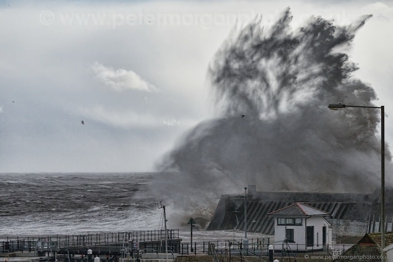 Storm Porthcawl Harbour 20140208_369.jpg