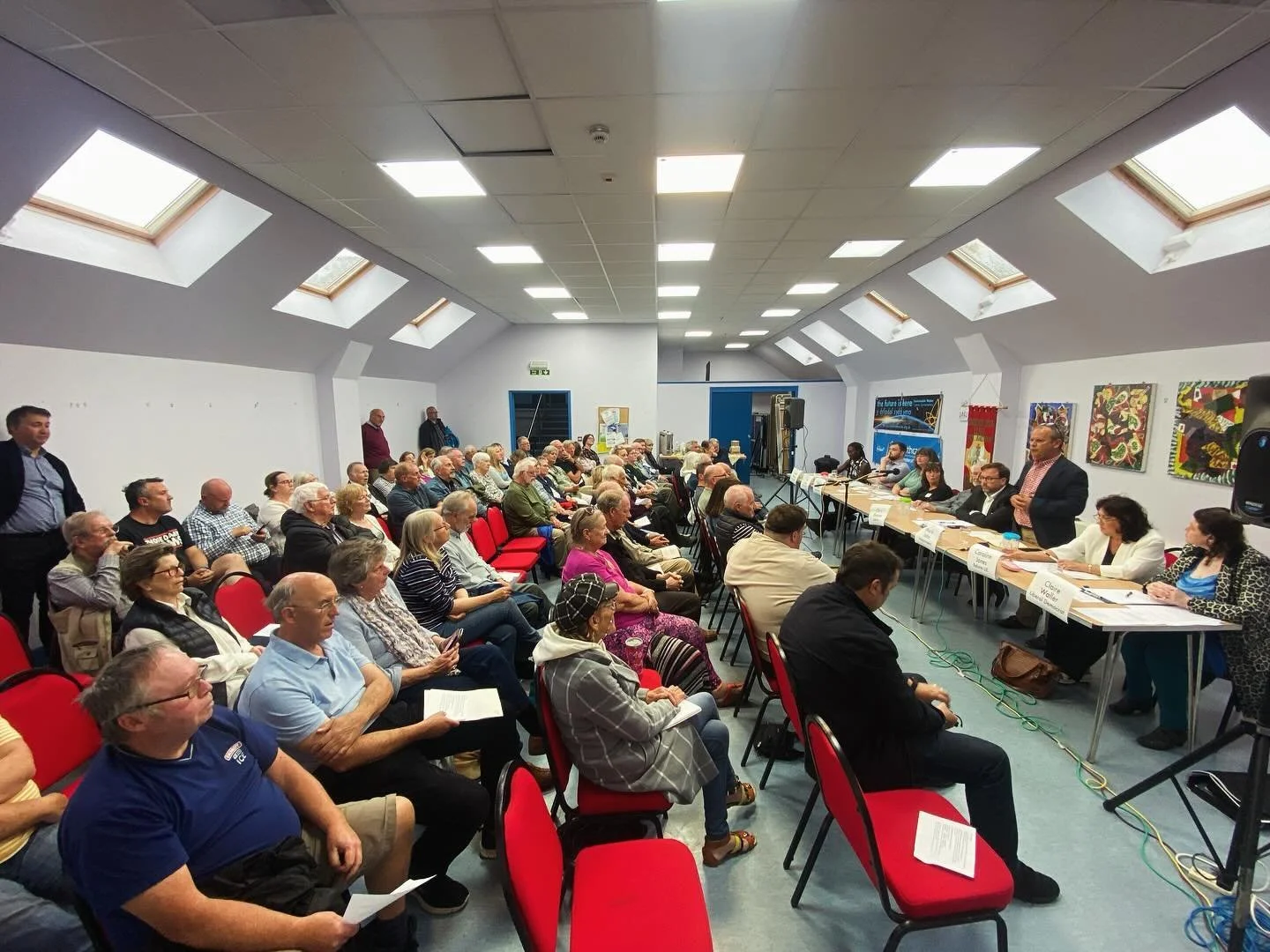 Hustings underway in #porthcawl