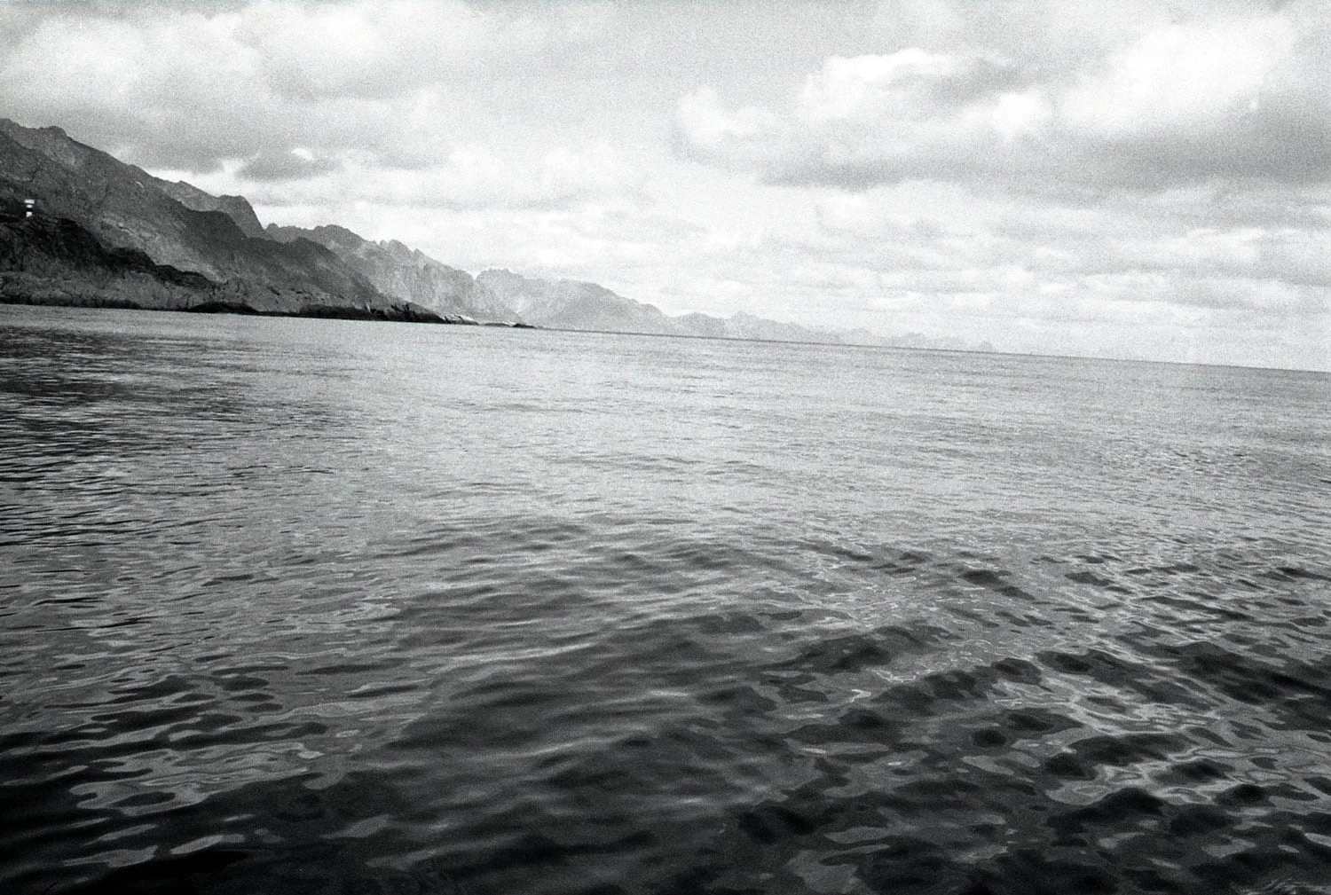 06-9946-0.jpg