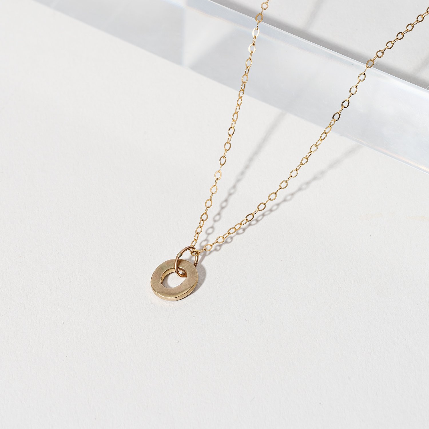 Organic O pendant necklace