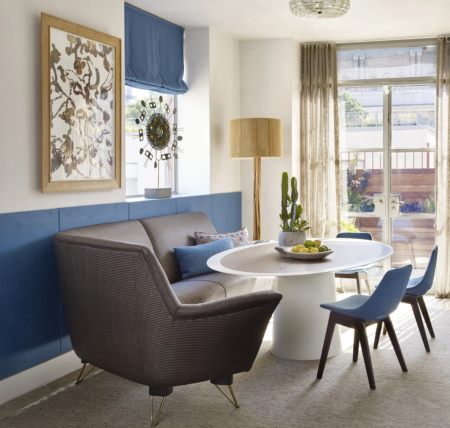 LUXE_121 W21_Breakfast Room_1_photo Peter Murdock.jpg