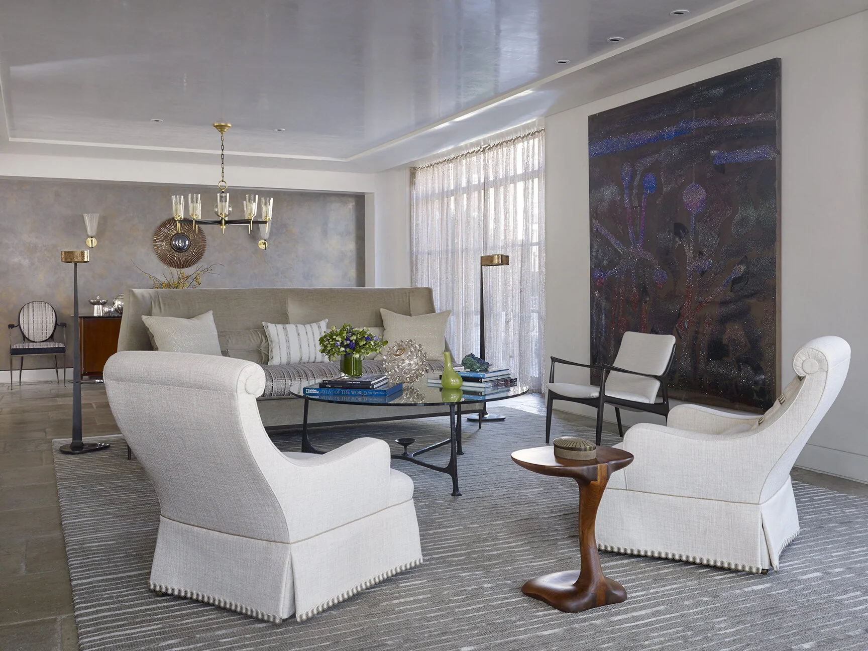 LUXE_121 W21_Living Room_2_photo Peter Murdock.jpg