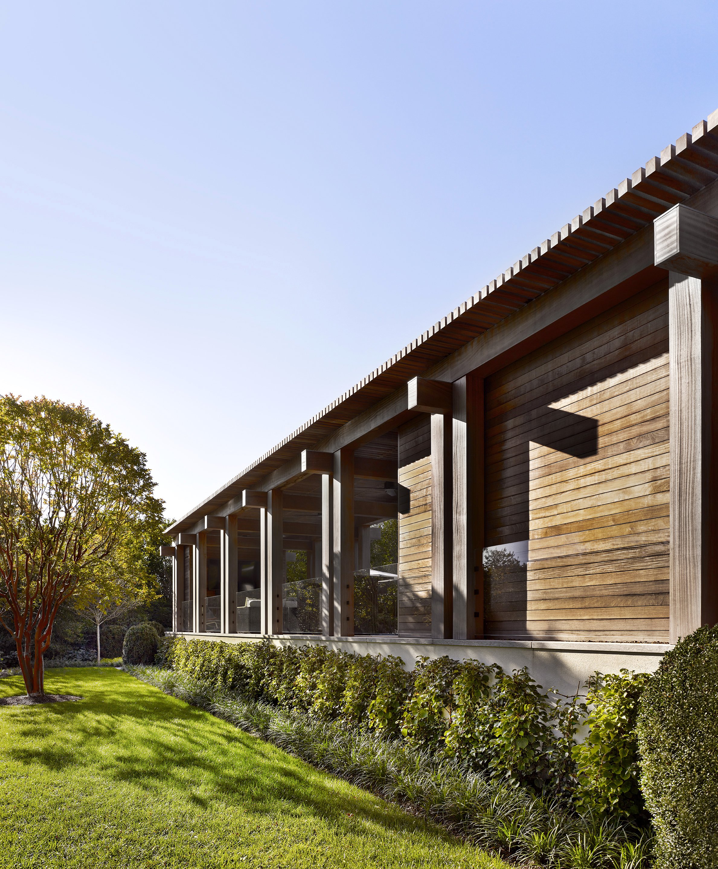 FoxNahem_Sagaponack_35_SKY_photo Peter Murdock.jpg
