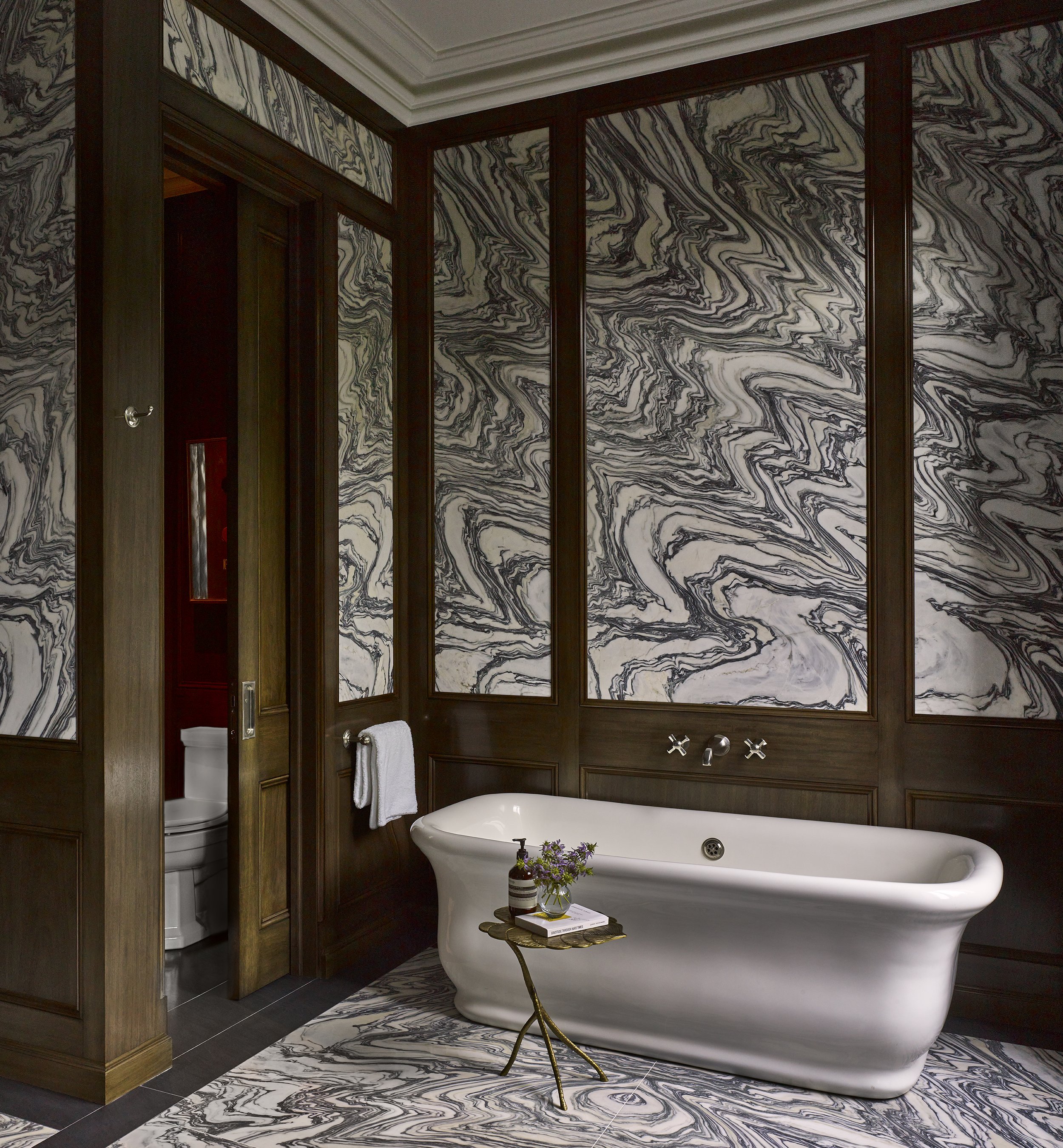 Fox Nahem_W10th_29_CROP_photo Peter Murdock.jpg