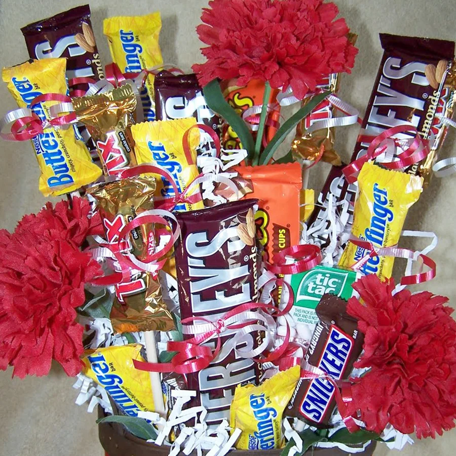 Featuring You Candy/Gift Card Bouquet Gift Idea — Delightful Order