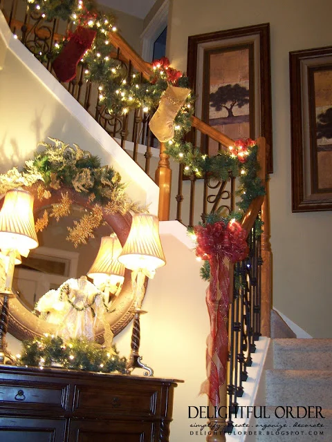 Staircase Christmas Decorating