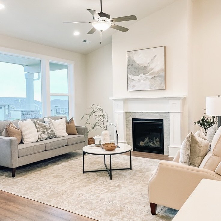 ✨ Living Room Goals ✨

Create a space that feels like you &mdash; warm, welcoming, and effortlessly stylish. 🌿

From cozy throw pillows  to statement art, it&rsquo;s the little touches that bring the room to life. 

Comment SHOP below to receive a D