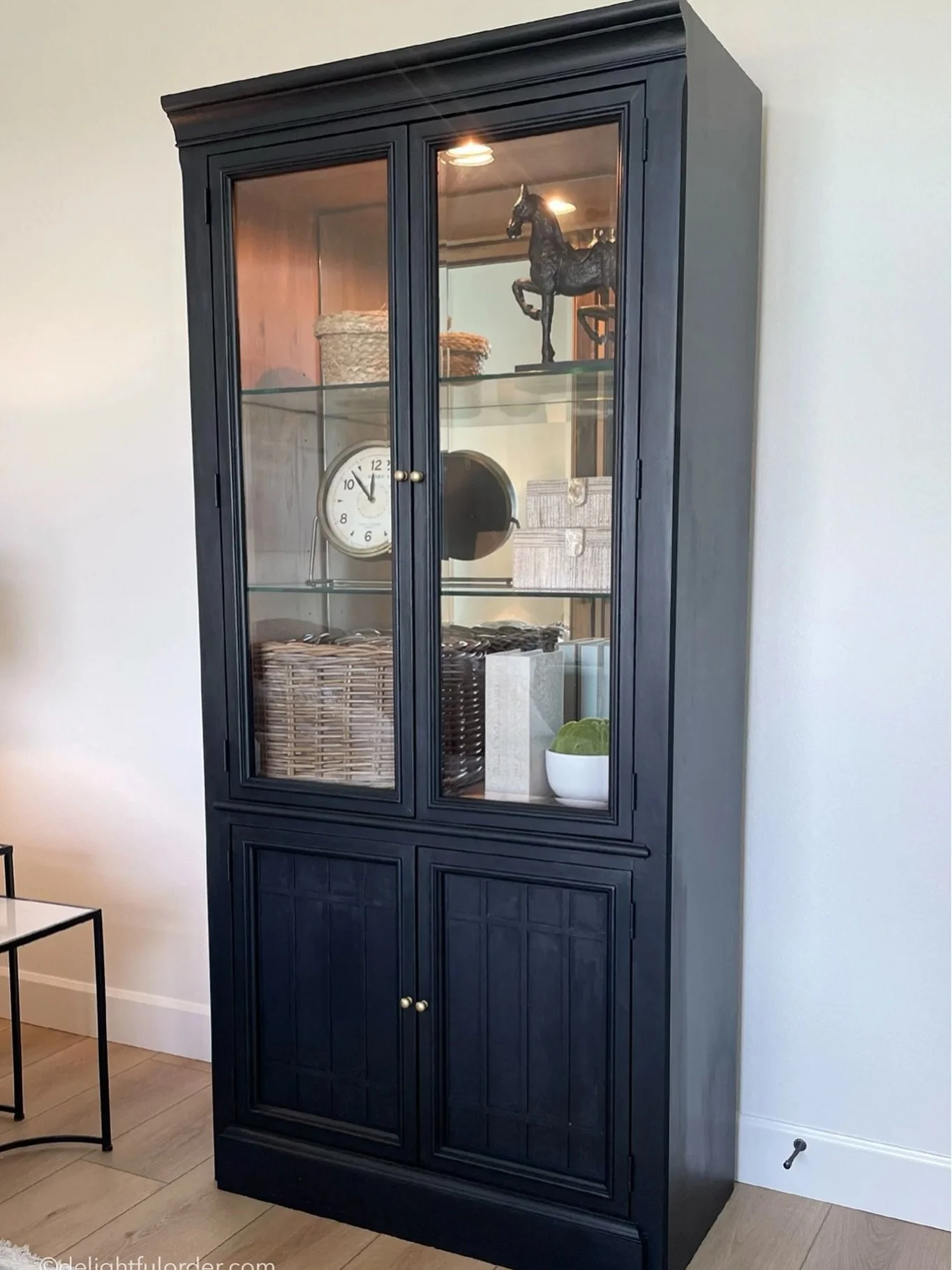 New on the blog today: Hutch/Bookcase Makeover ✨

Pop over to the blog to see all the before and after photos and the details of this makeover!

#delightfulorder #home #homestyle #homedecor #homedecorating #decoratingideas #decor #makeover #beforeand