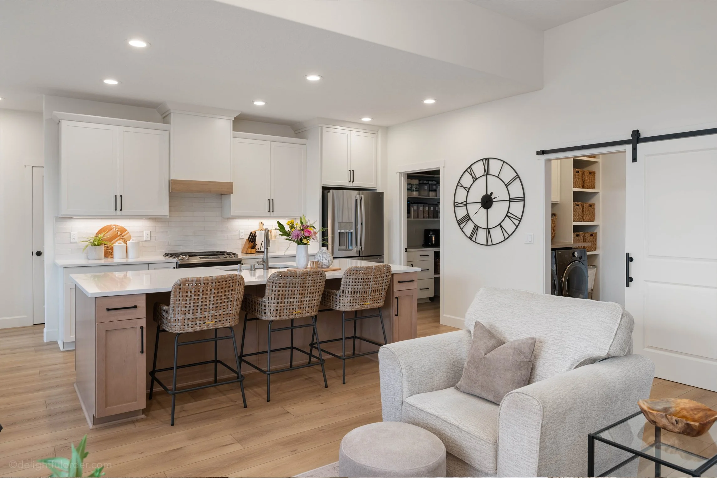 kitchen decor.jpg