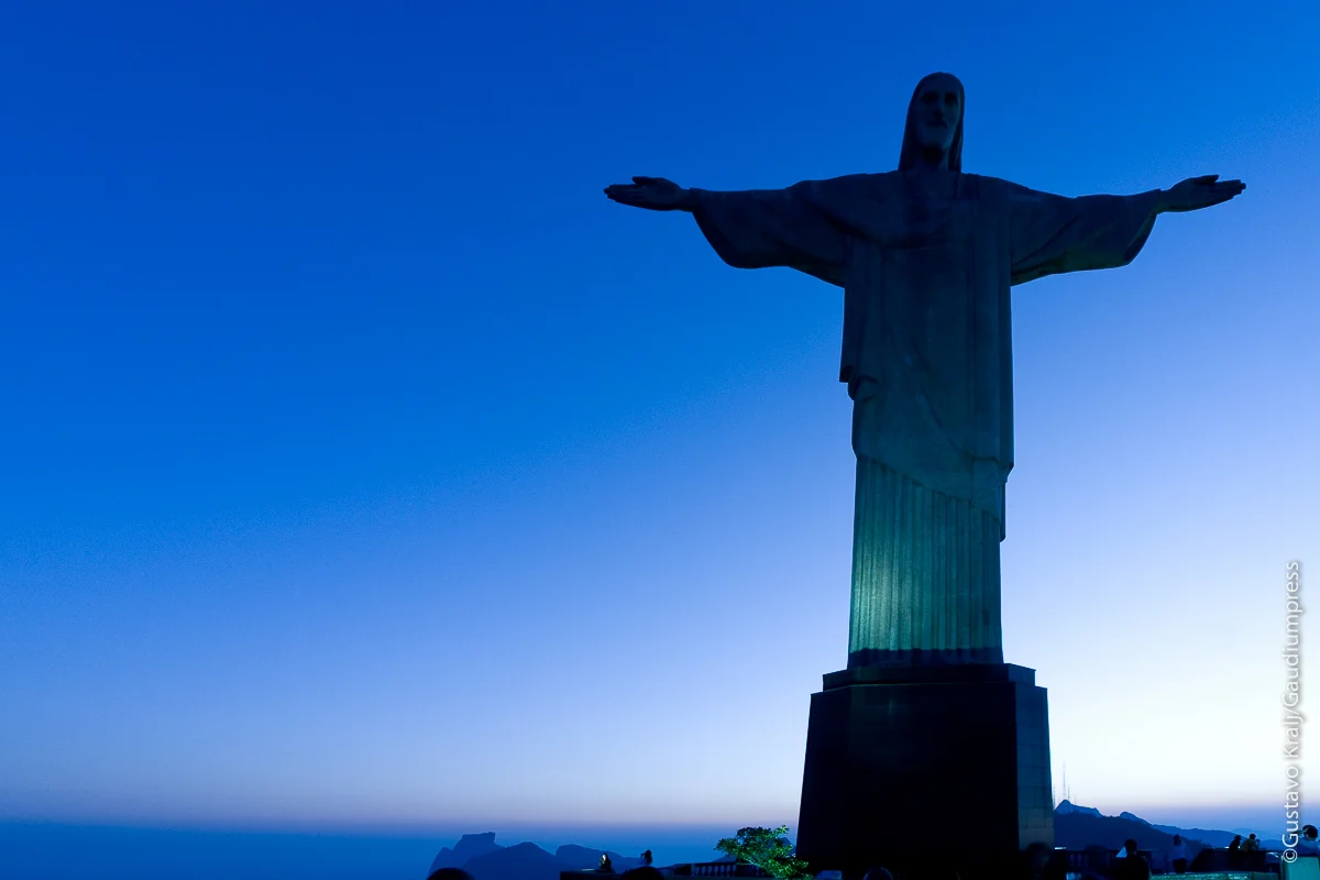 "Les doy un mandamiento nuevo: ámense los unos a los otros. Así como yo los he amado" - Cristo Redentor, Brasil. Foto: Gustavo Kralj/GaudiumpressImages.com