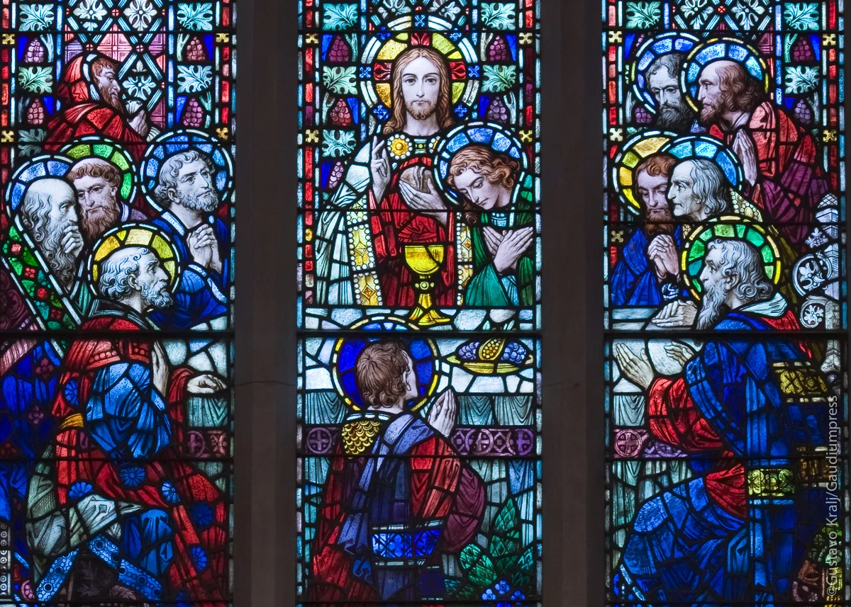 Jesús dijo a sus discípulos: «Les dejo la paz, les doy mi paz" - Catedral de Hamilton, ON, Canada. Foto: Gustavo Kralj/GaudiumpressImages.com