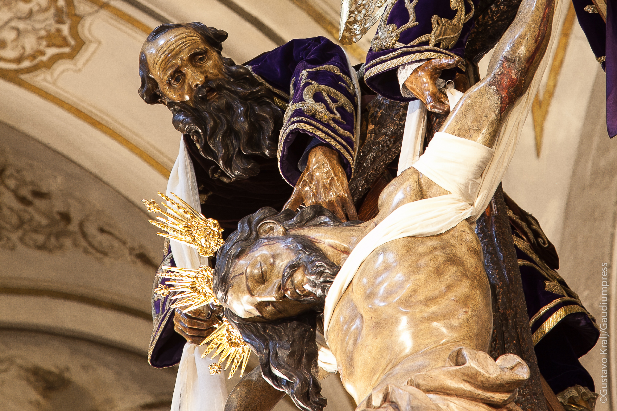 NIcodemo en el descendimiento de la Cruz. Seville España. Foto: Gustavo Kralj/GaudiumpressImages.com