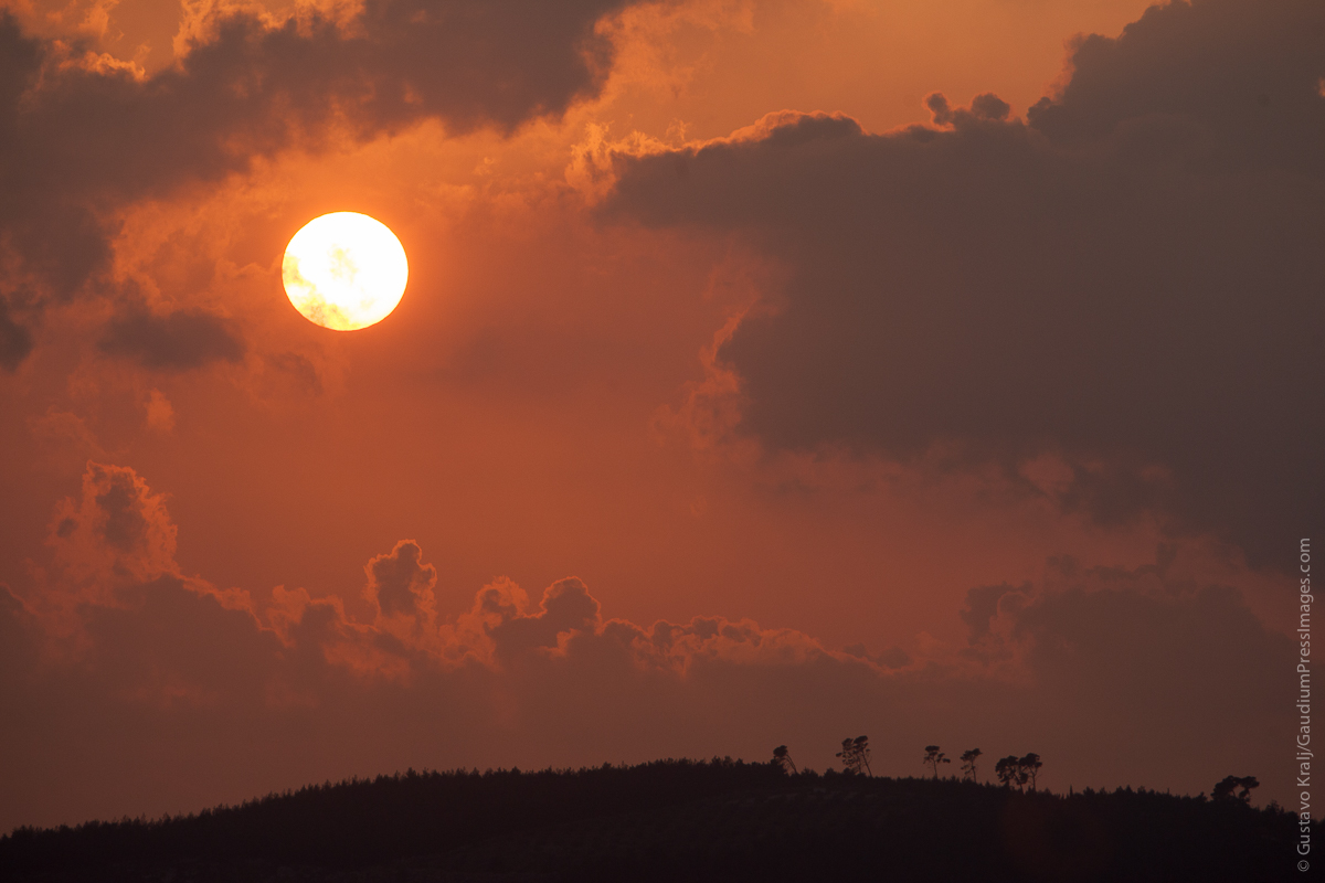 Tierra Santa: Atardecer en Nazareth. Foto: Gustavo Kralj/GaudiumpressImages.com