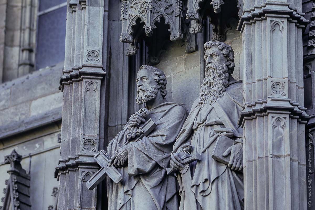 Catedral de Barcelona, España: San Pedro y San Pablo. Foto: Gustavo Kralj/GaudiumpressImages.com