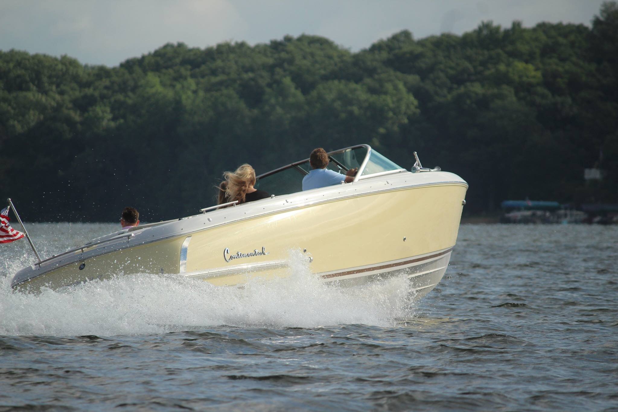 09-Starboard aft pulling away.jpg