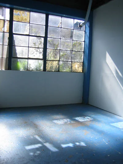 2012_0607-studio-400.jpg