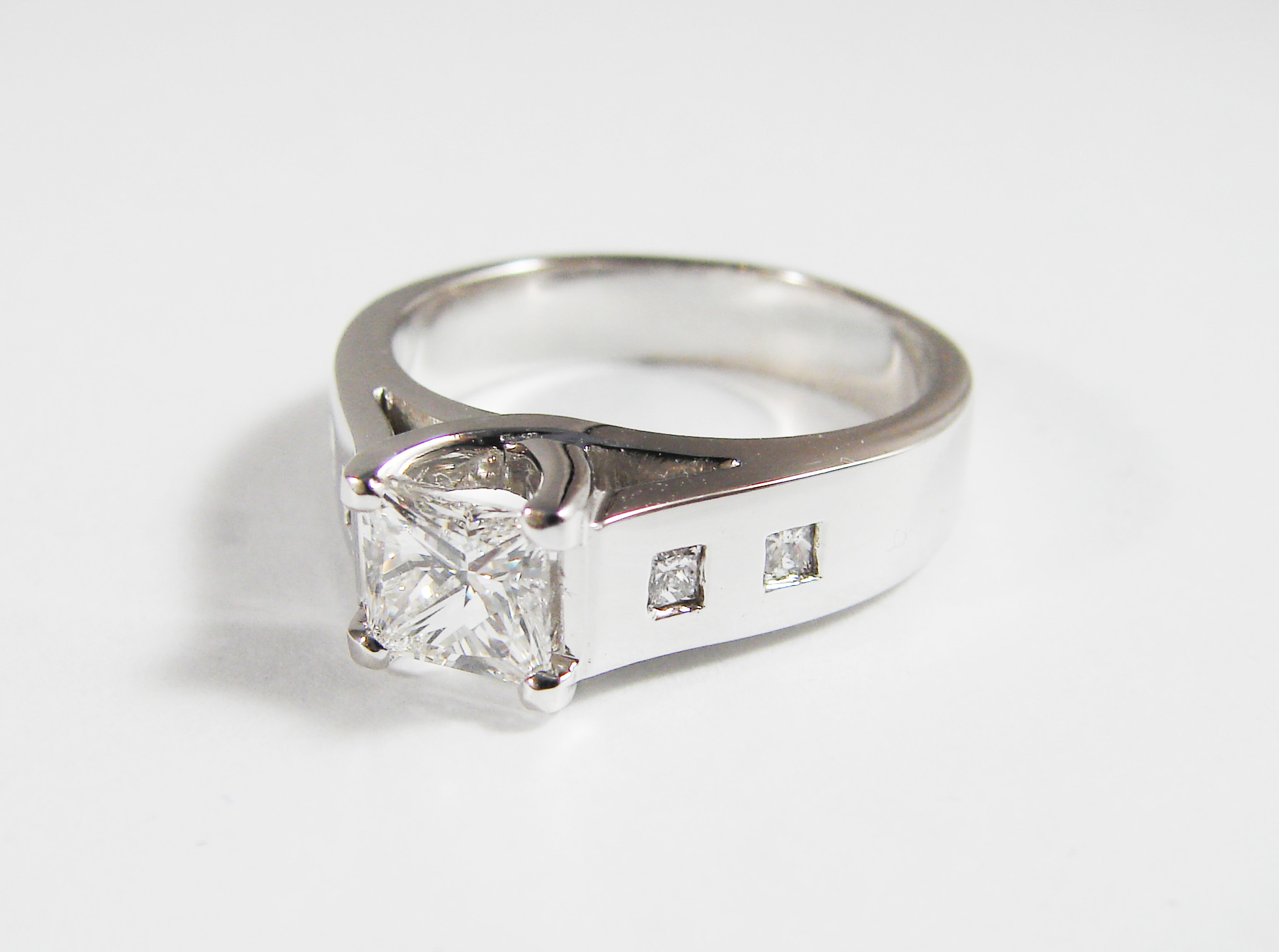Engagement Rings — Endo Jewellers