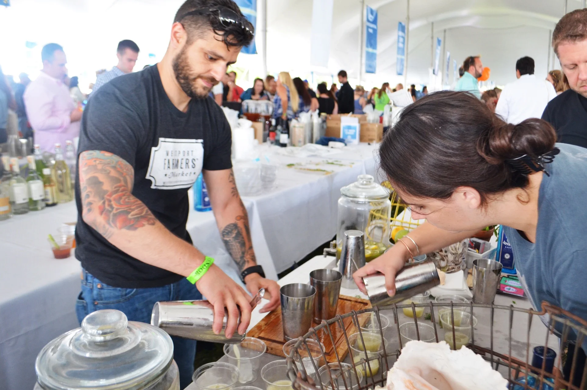 Craig Ventrice of Kawa Ni and The Whelk pouring cocktails 