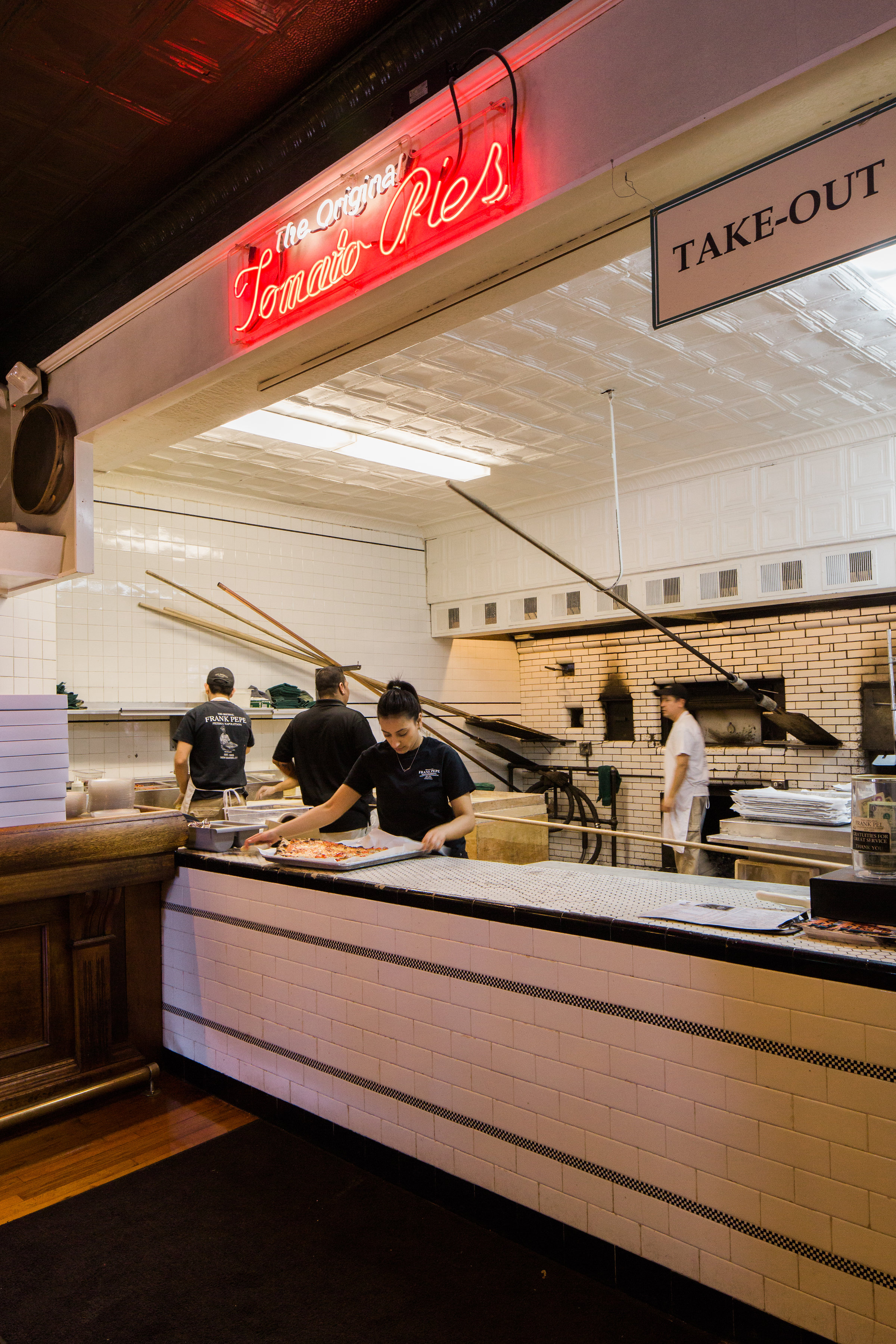 Frank Pepe Pizzeria in New Haven