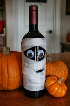 Mummy Halloween Wine Bottle - Decor | VAULT29