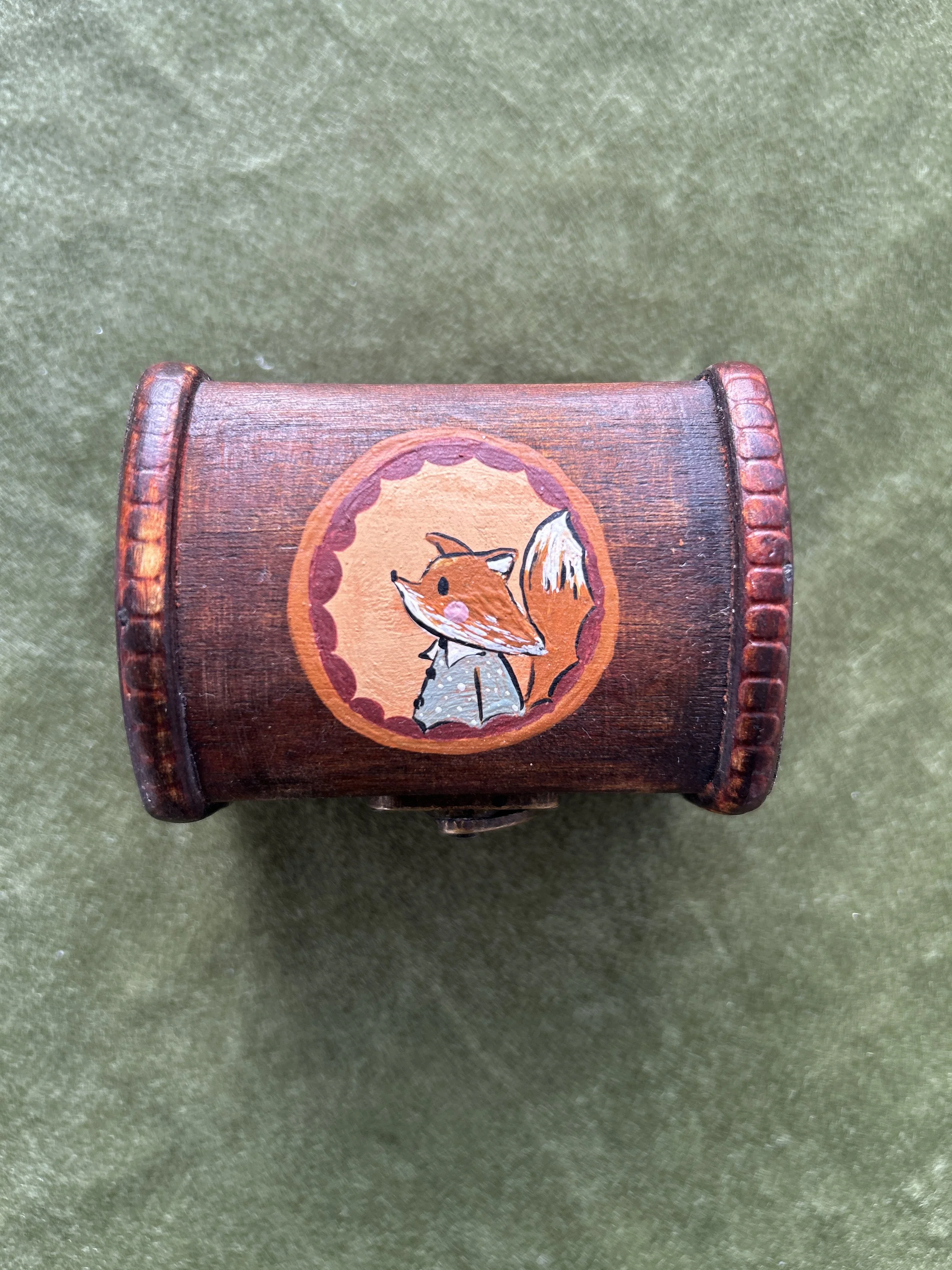 Sleeping Baby Fox & Box