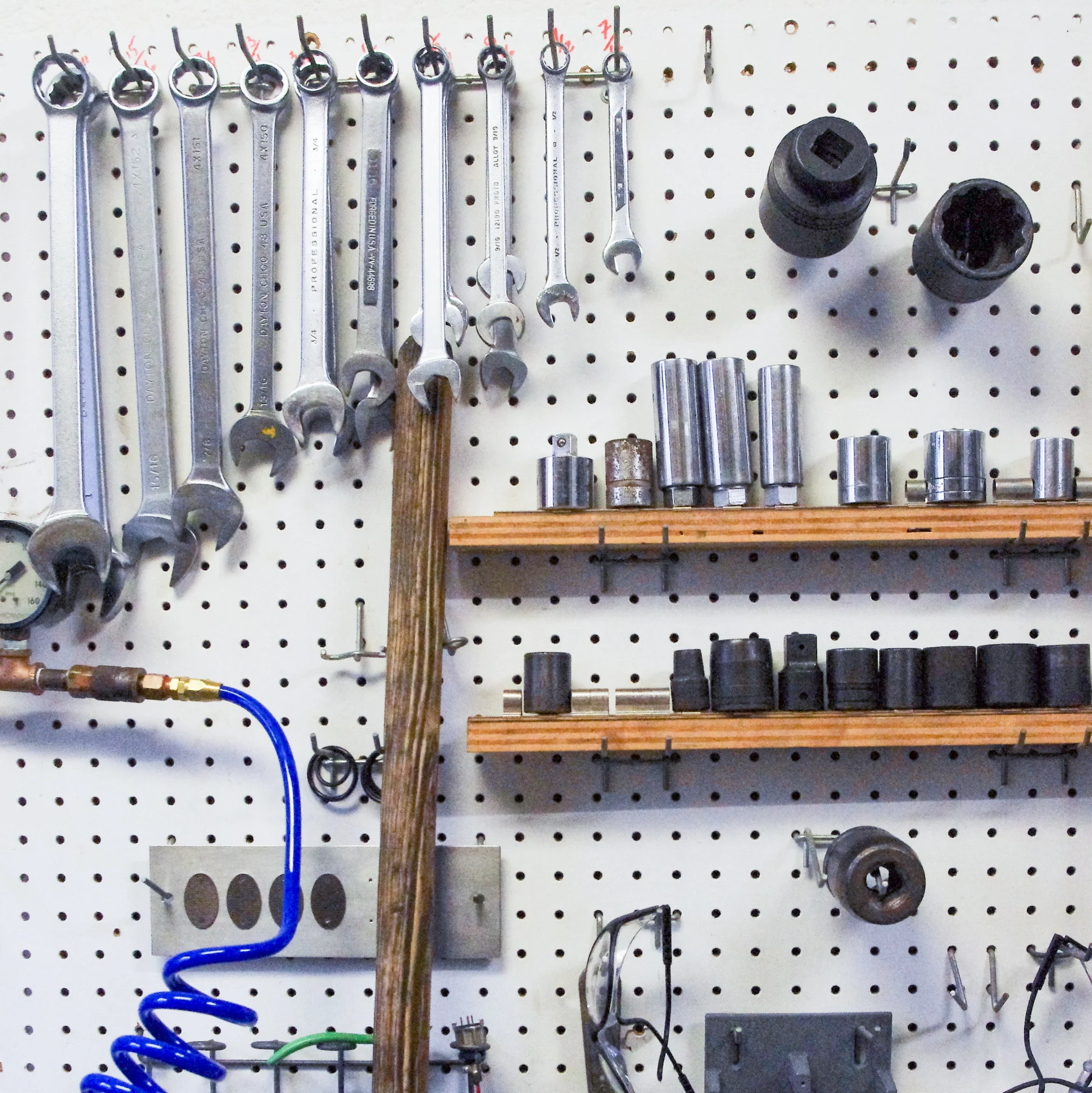 Tools in the Rock Mechanics lab