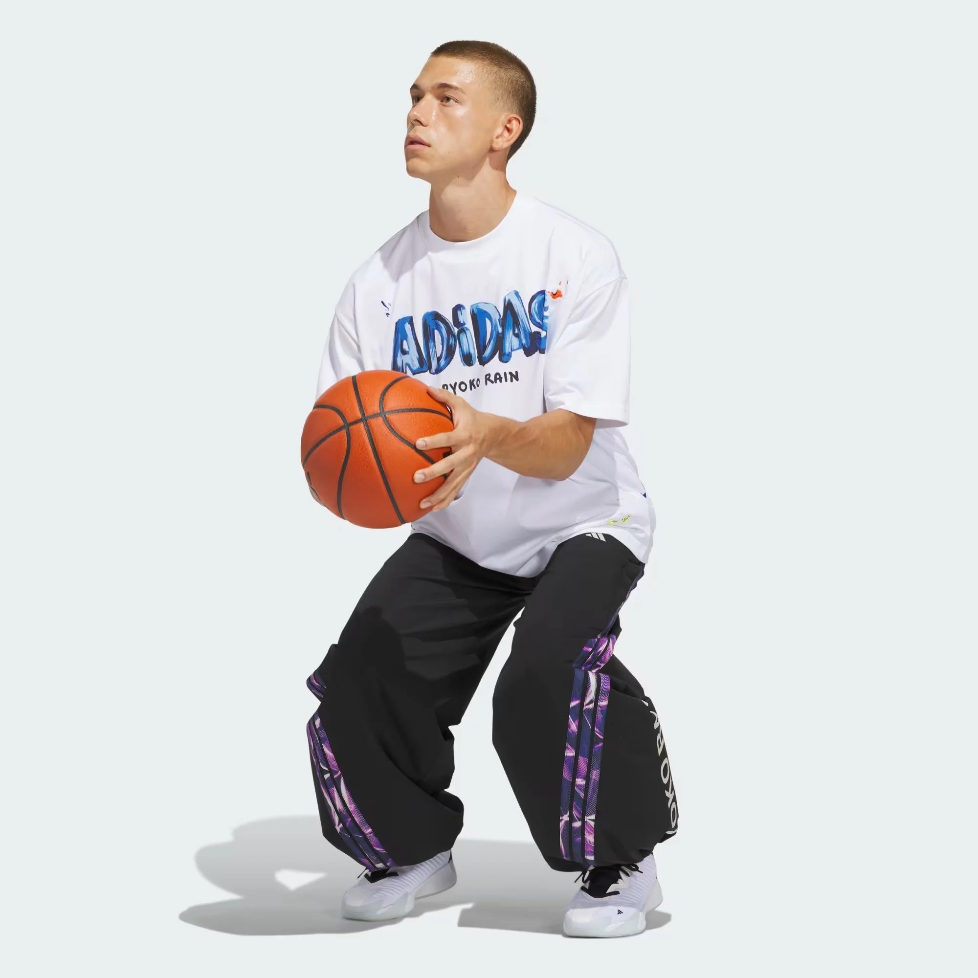 imgi_10_Ryoko_Rain_Woven_Pant_Black_KY8839_25_model.jpg