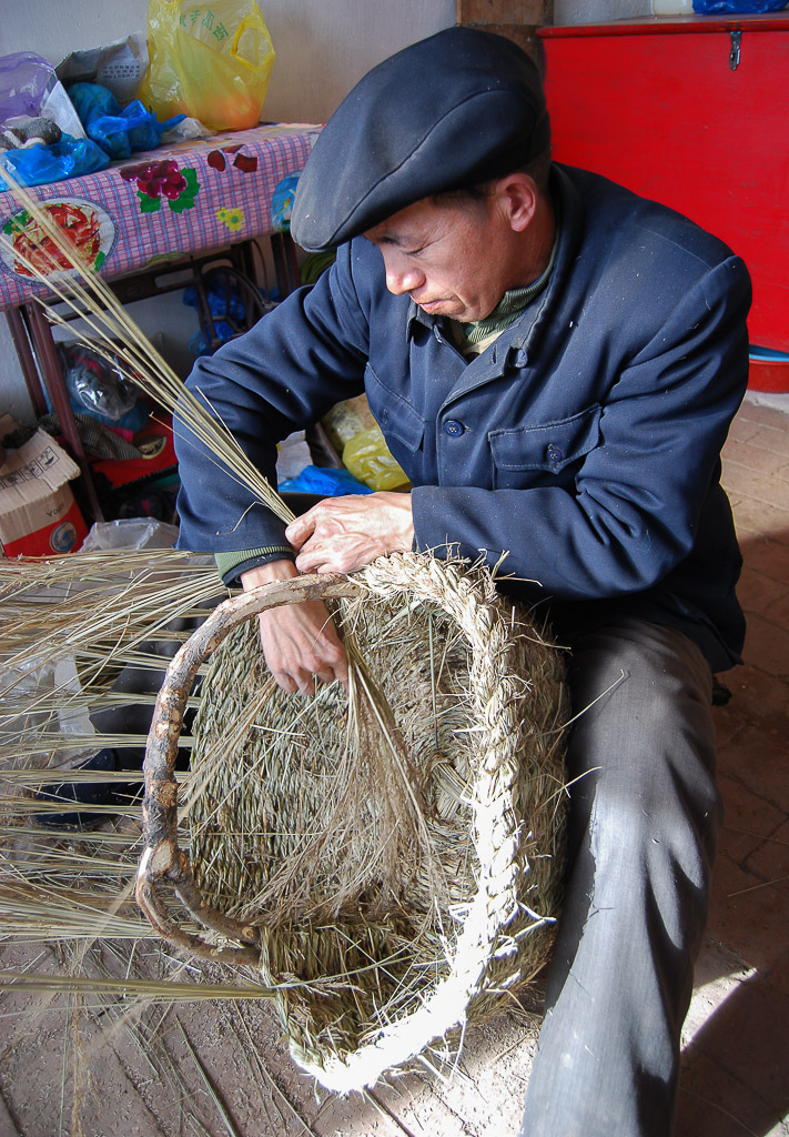 Weaving a basket