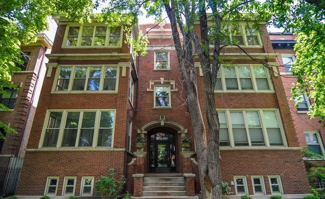 $269,000 Edgewater HOA Dues $304/mo. 3 Beds 1 Bath 1,700 Sq. Ft.