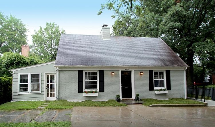 $829,000 Wesley Heights 4 Beds 3 Baths 1,489 Sq. Ft.