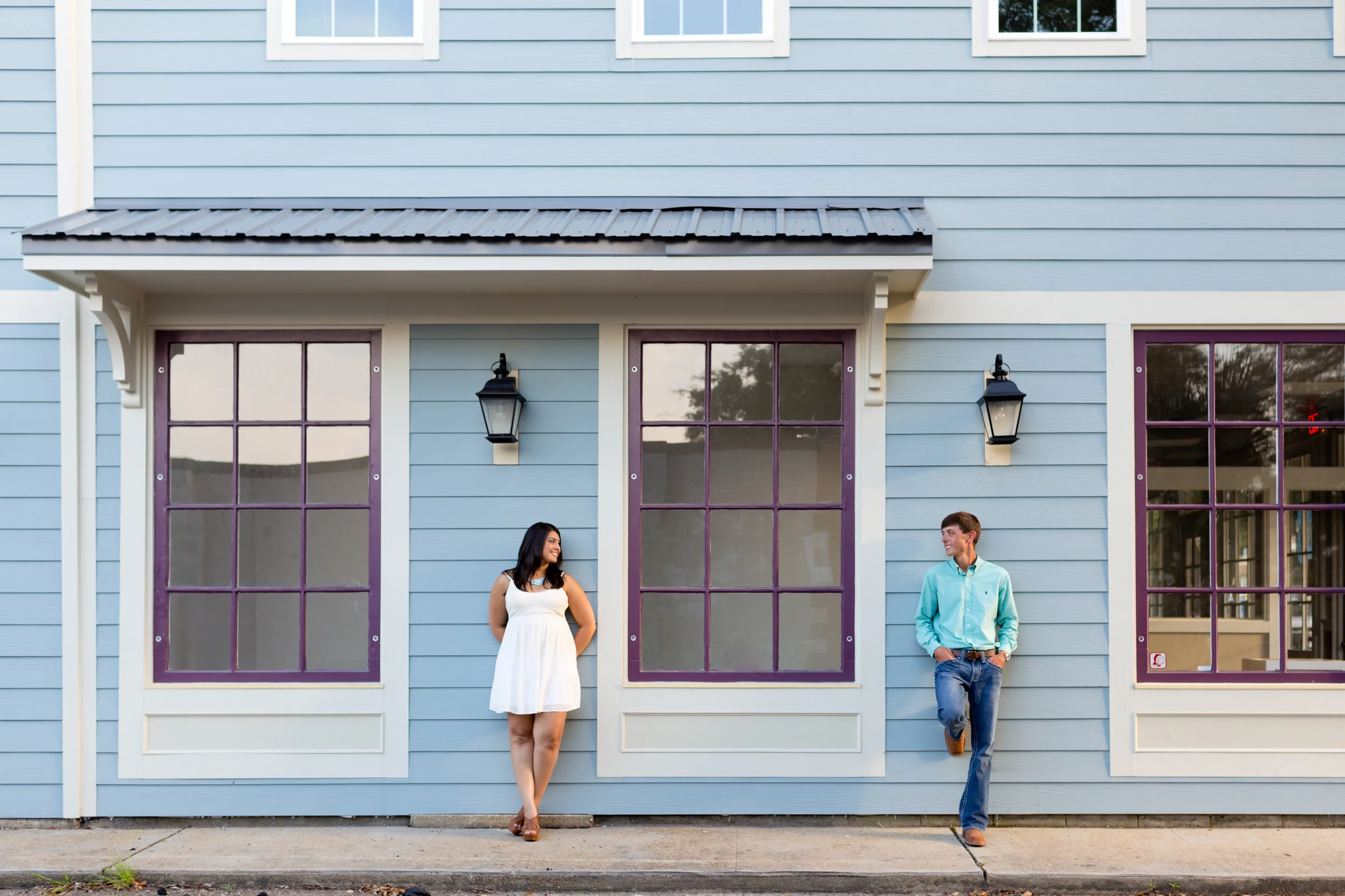 engagement photo with architecture in downtown Ocean Springs, Mississippi