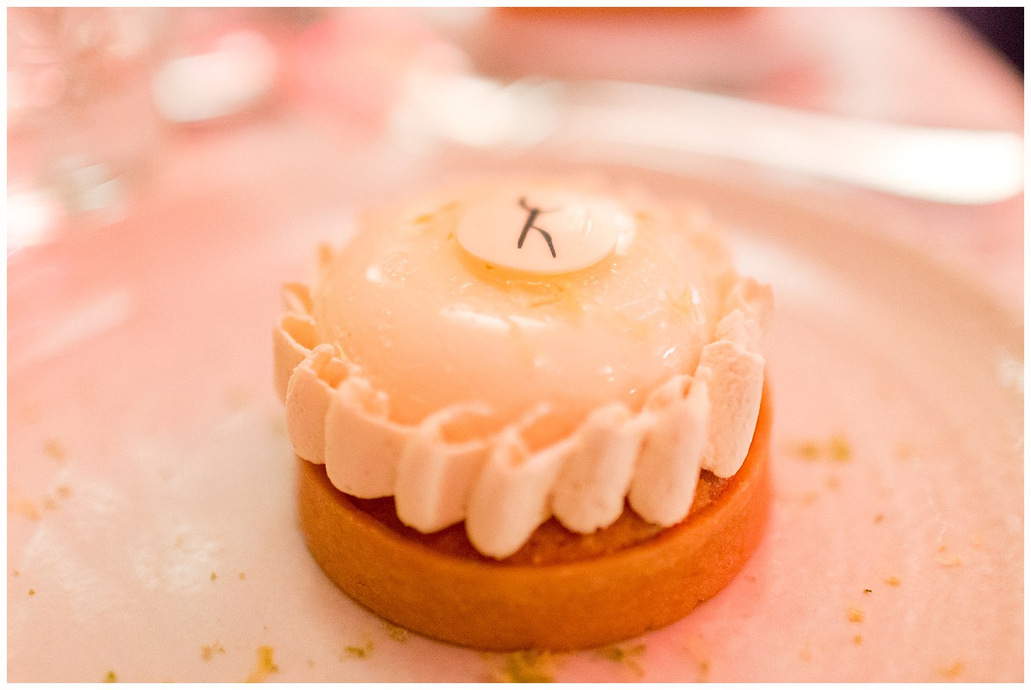 dessert with Café de l'Homme logo on top