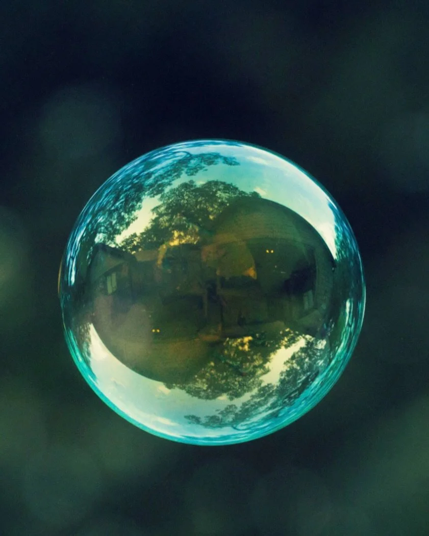 This #uninventedcolorsetsy bubble print made it to its destination&hellip; under a Christmas tree in Texas! 🎄🎁