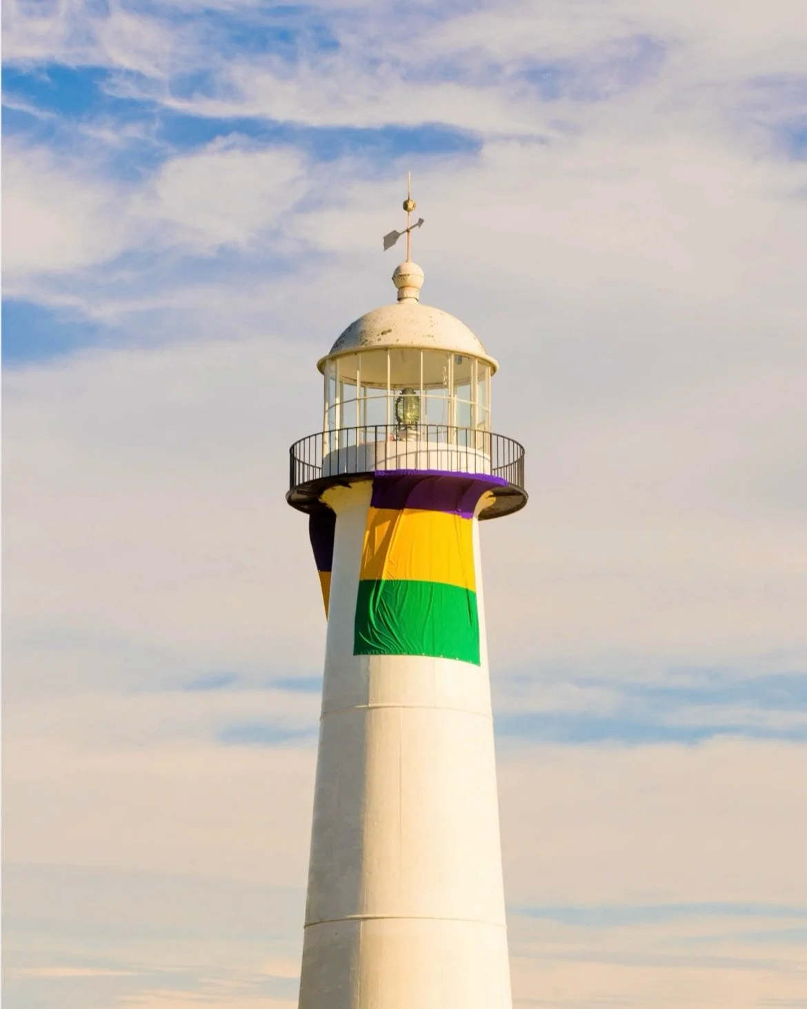 Rave reviews from @louismontagueproperties guests visiting for parades inspired me to add some more Mardi Gras goodness to the #uninventedcolorsetsy shop! 💚💜💛 

#biloxilighthouse #visitbiloxi #shopsmall