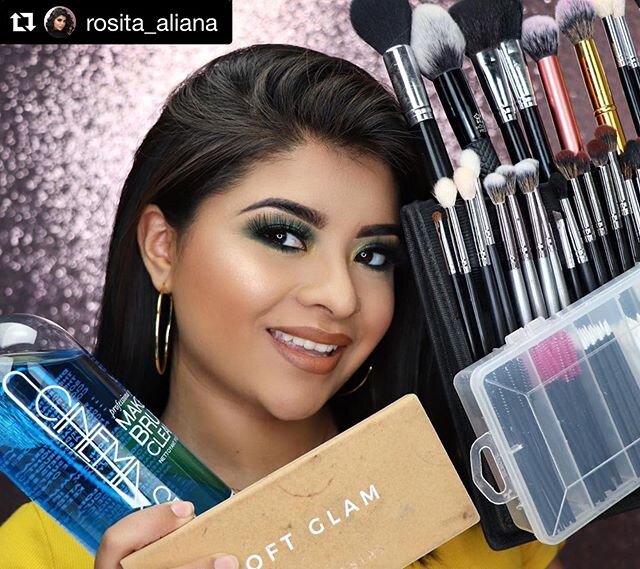 #Repost @rosita_aliana ・・・
10 of my must have products‼️ NEW VIDEO, link in my bio. 
#mua #makeupproducts #musthave #brushcleaner #makeuporganizer #favoritemakeup #settingspray #makeupkit #freelancemakeupartist #softglampalette #cinemasecrets #brushf