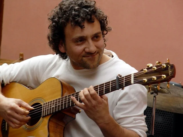 Photo: Roger Mitchell