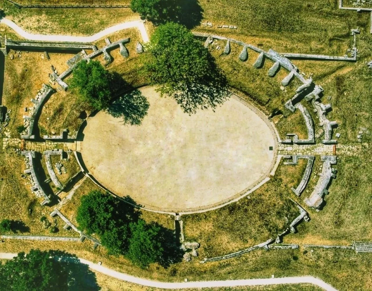 carsulae-anfiteatro intestazone.jpeg