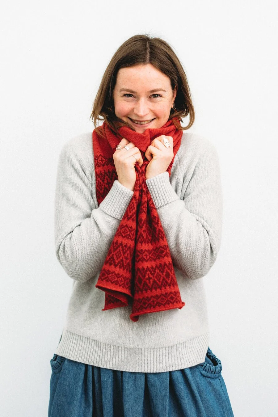 Red patterned lambswool scarf handmade by Collingwood-Norris.jpg