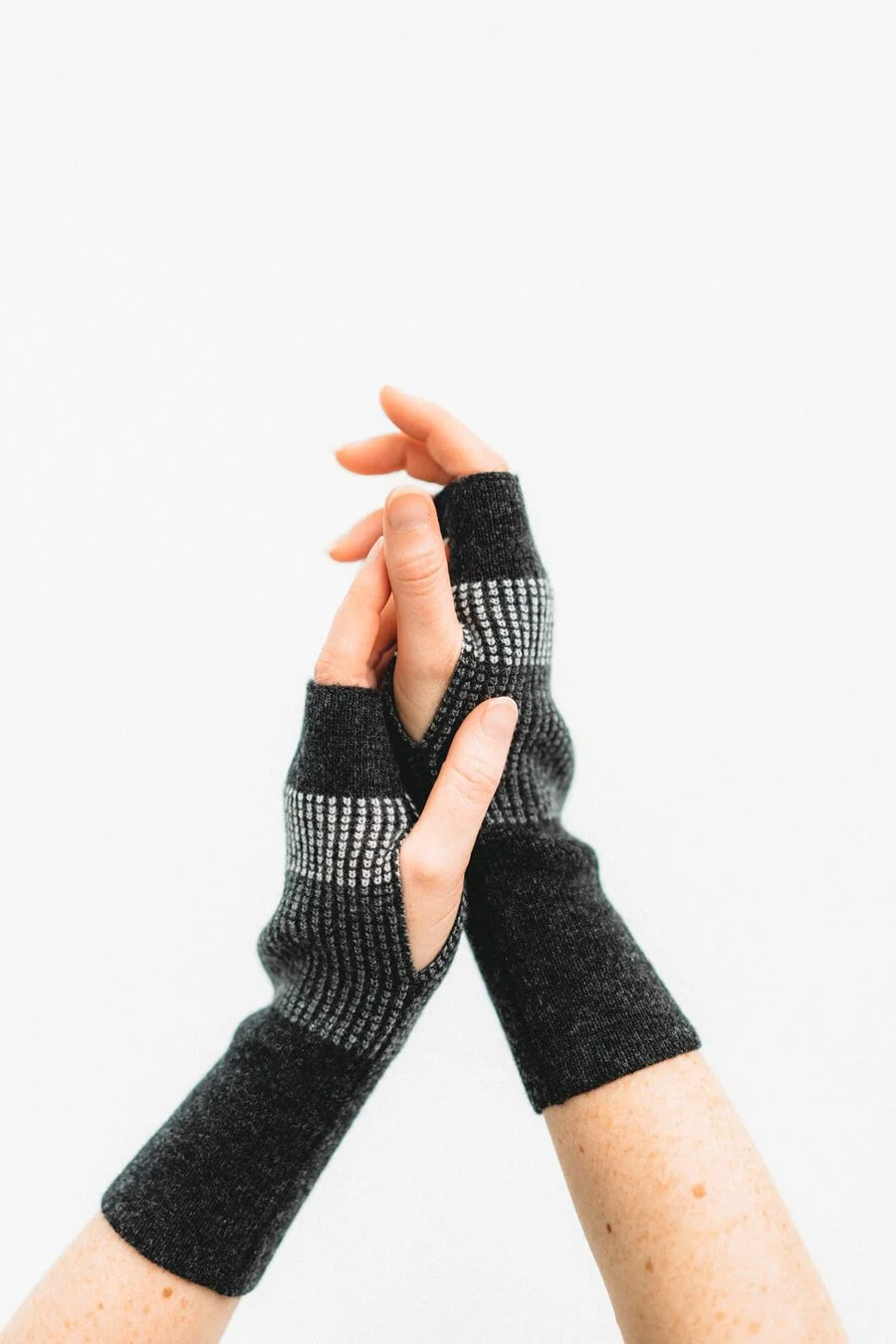 Lambswool fingerless mitts in dark grey handmade by Collingwood-Norris.jpg