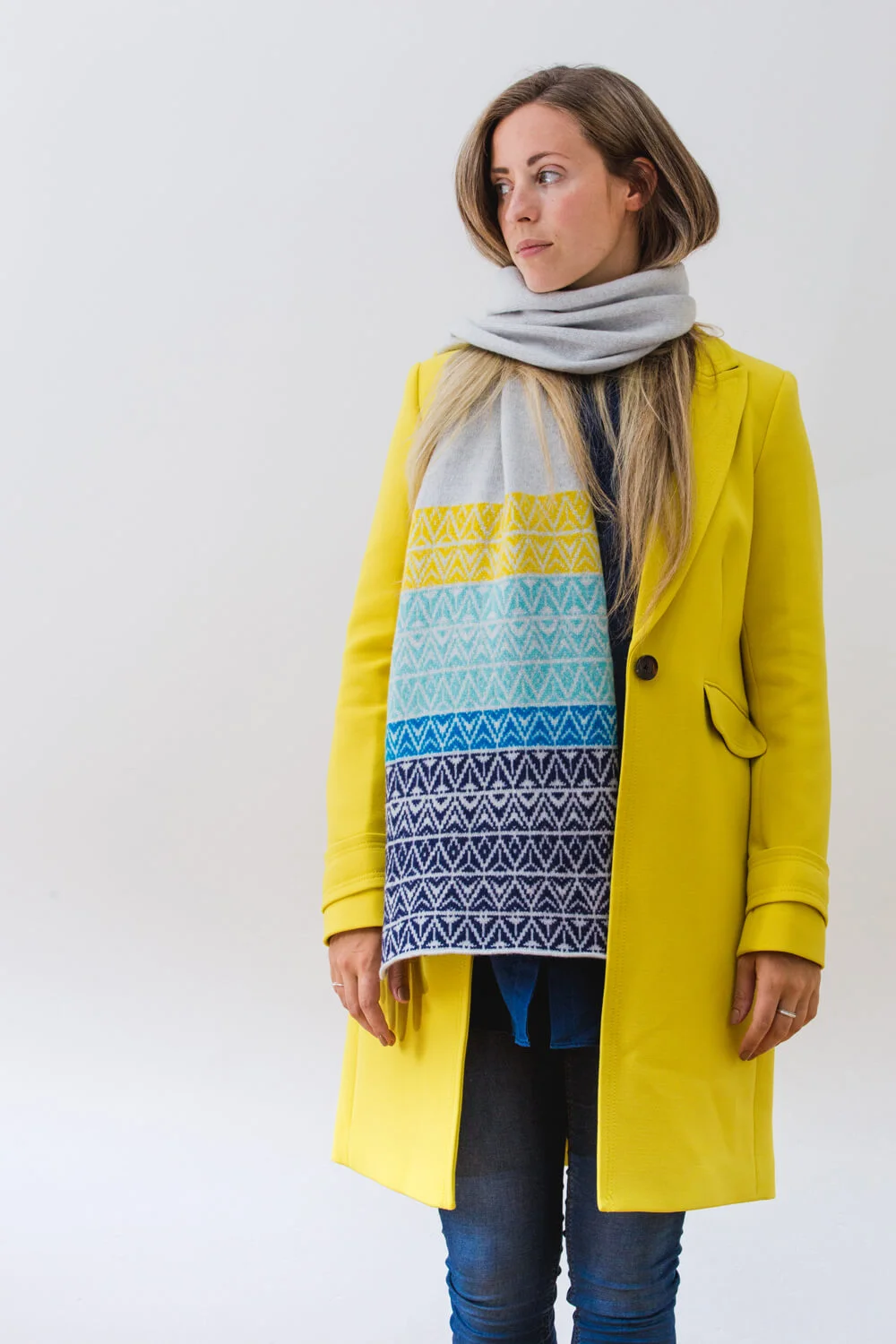 Scottish designer scarf. A premium lambswools scarf in light grey Made in Scotland by Collingwood-Norris