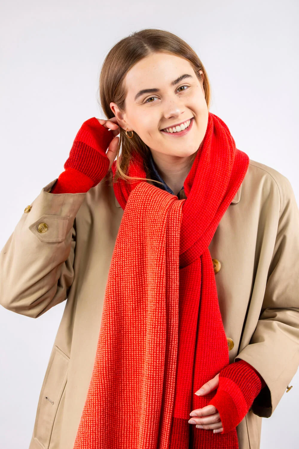 Red lambswool Blanket scarf by Collingwood-Norris. Made in Scotland