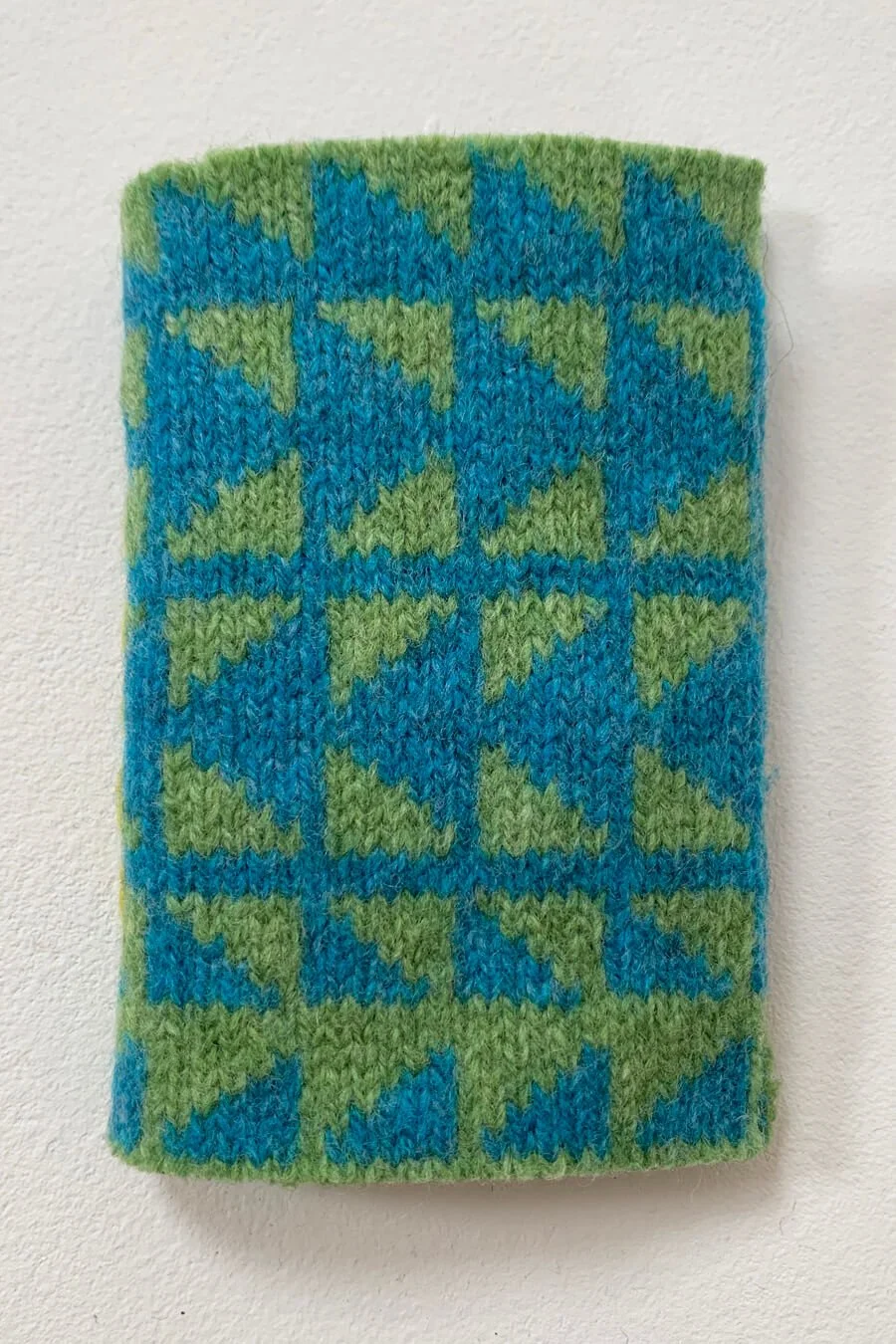 Zero waste needle case with needles in green and blue.jpg